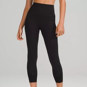 NWT lululemon Align Scalloped Hem High-Rise Crop 23"
